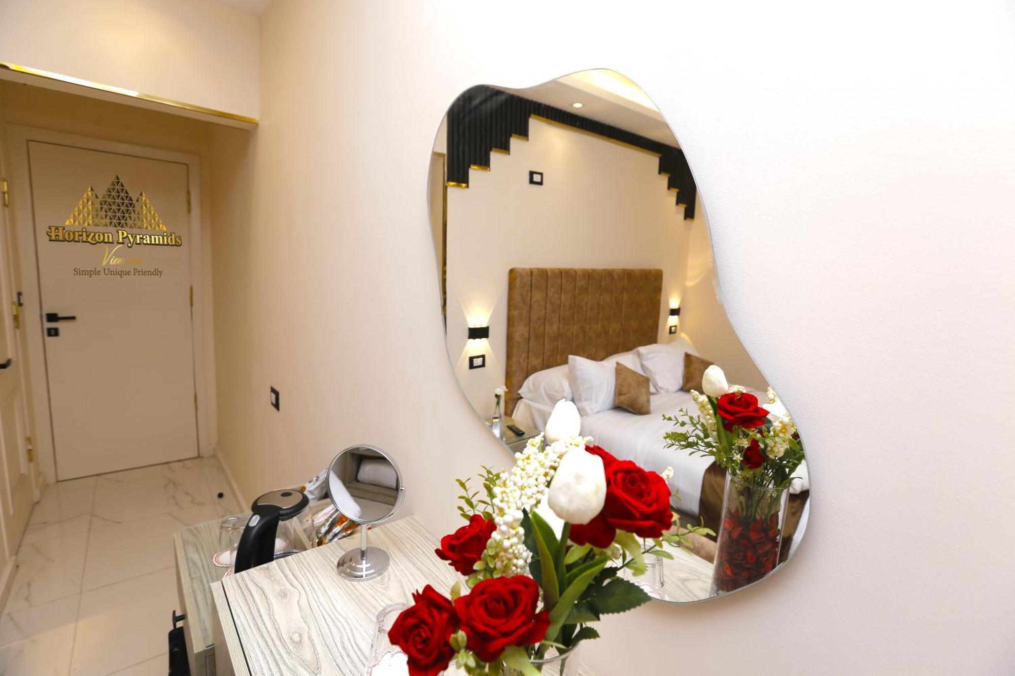 Horizon Pyramids View Inn Kafrat al Jabal Exterior foto