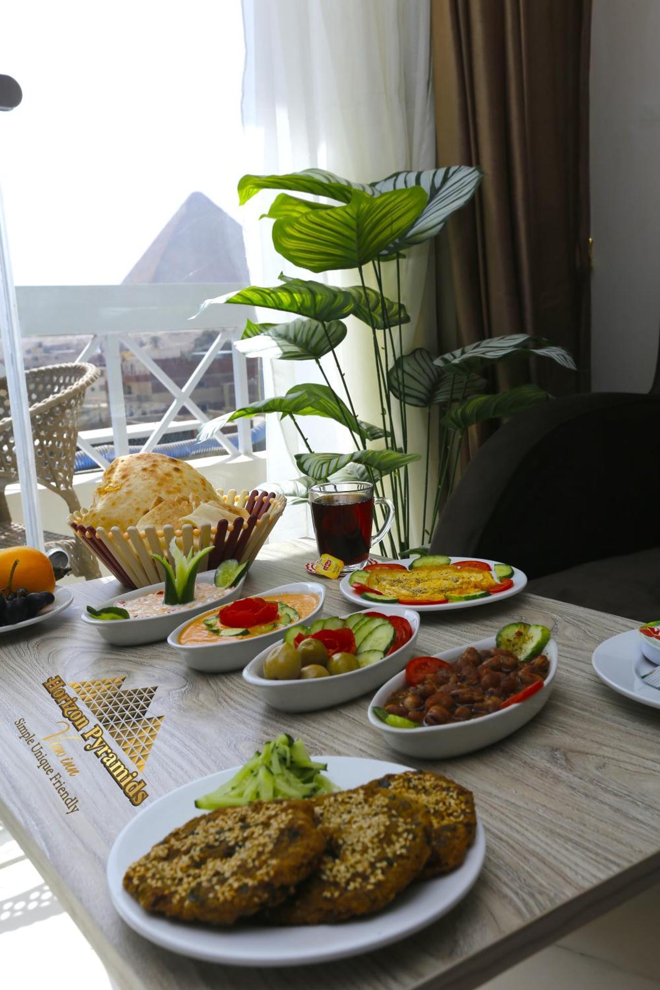 Horizon Pyramids View Inn Kafrat al Jabal Exterior foto